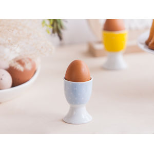 Altom Porcelánový stojánek na vejce Puntík, modrá